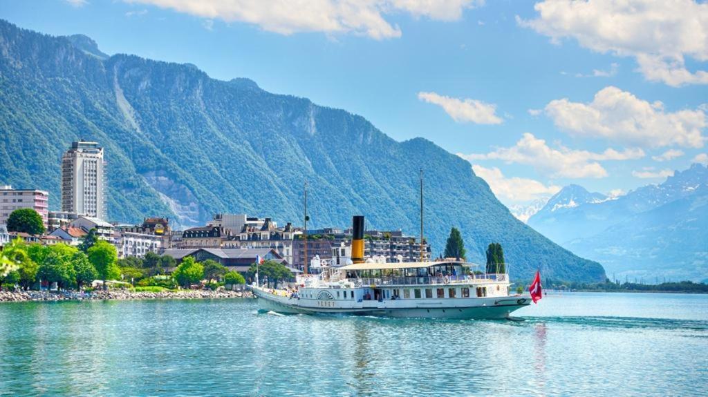 Villa Montreux Exterior foto